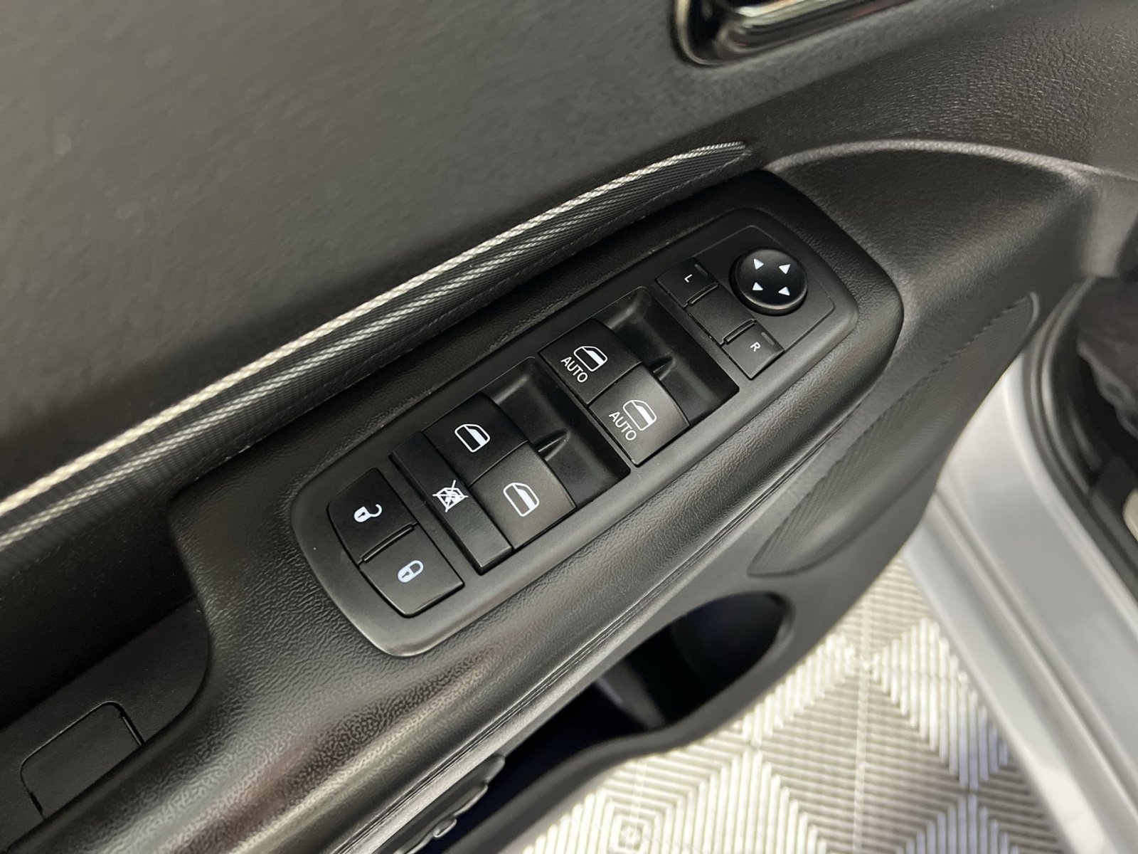 Used 2020 Dodge Durango GT image 14