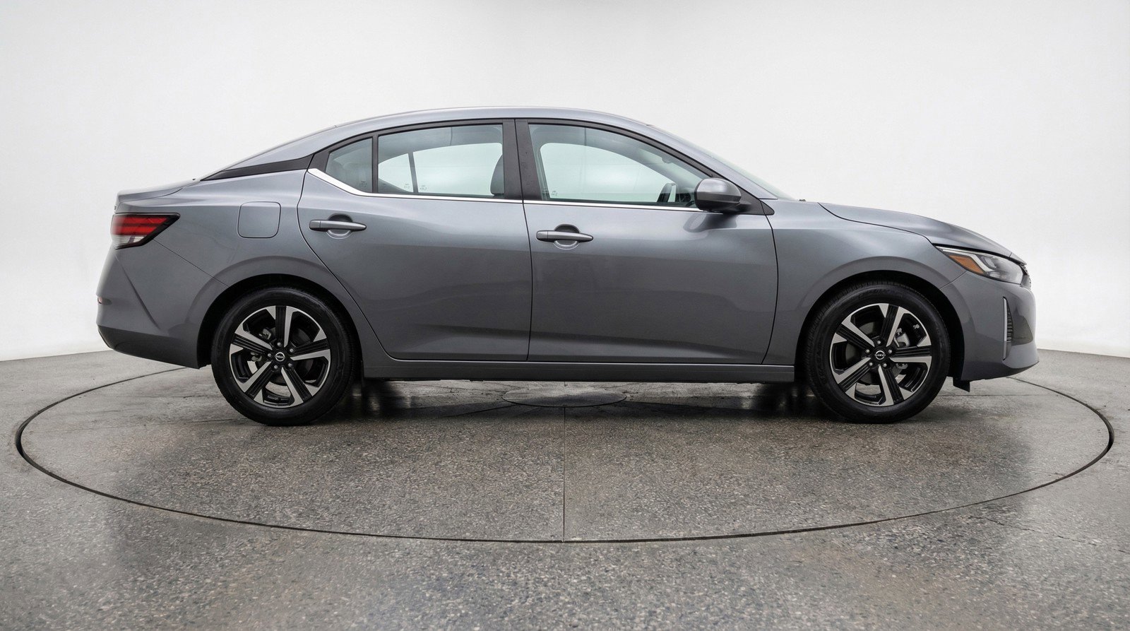 Used 2025 Nissan Sentra SV image 11