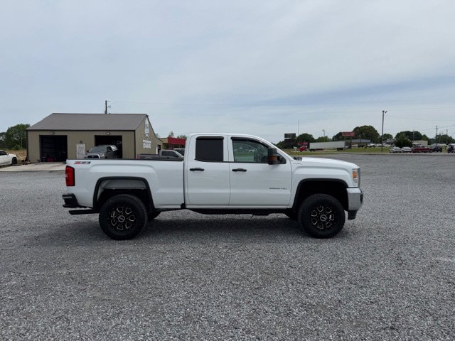 Used 2016 GMC Sierra 2500 4x4 Double Cab w/ Sierra Convenience Package image 6