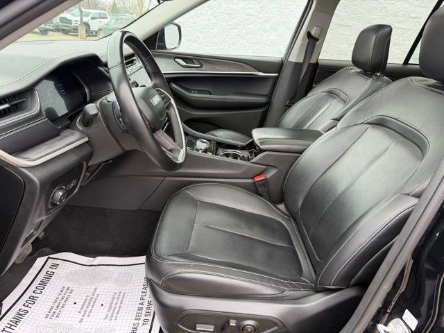 Used 2022 Jeep Grand Cherokee Limited AWD/4WD image 13