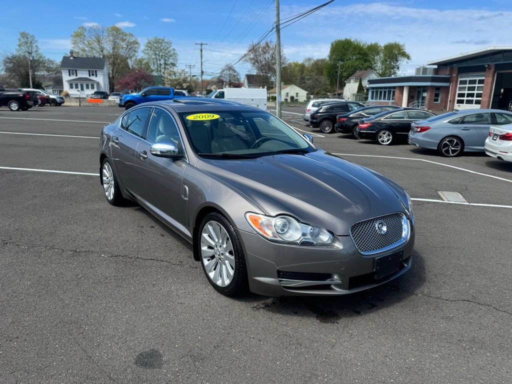 Used 2009 Jaguar XF Premium RWD image 3