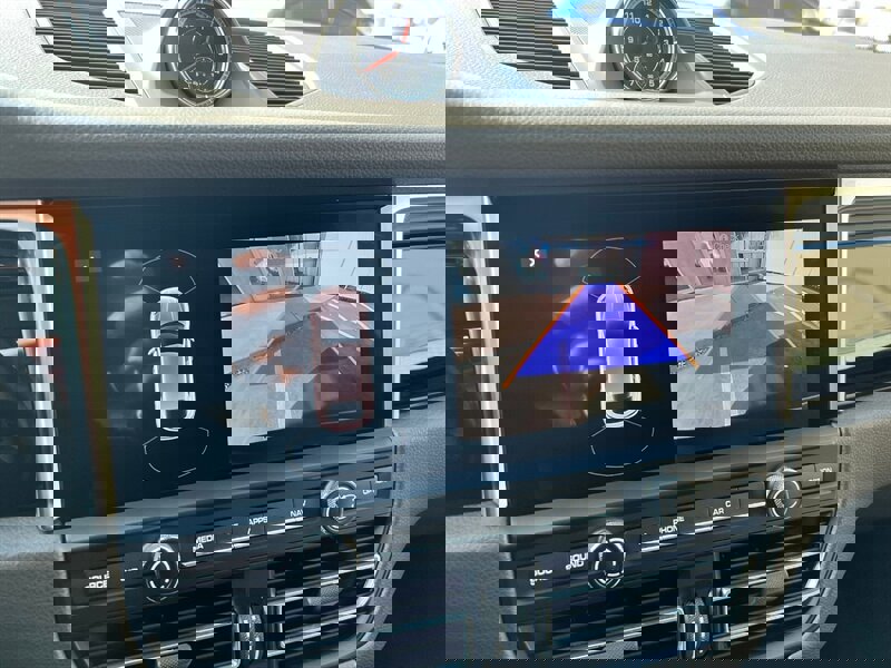 Used 2020 Porsche Macan S image 41