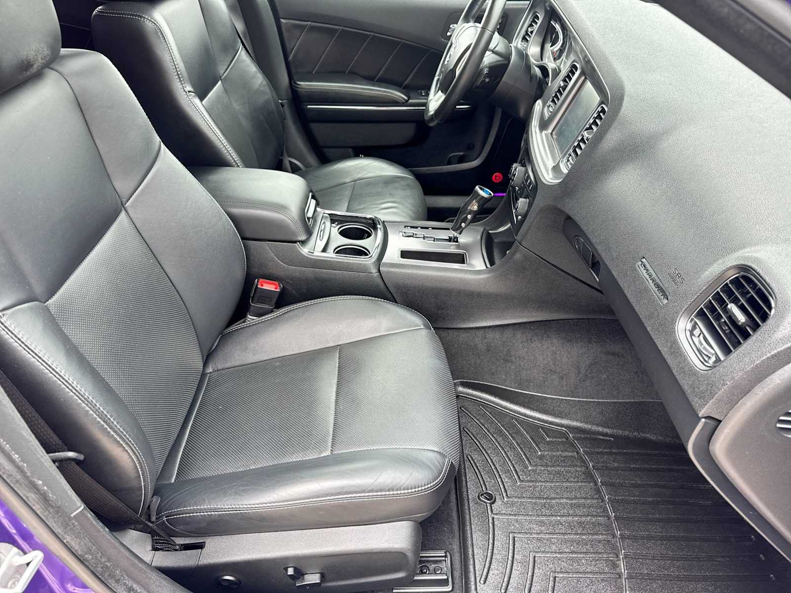 Used 2014 Dodge Charger R/T RWD image 22
