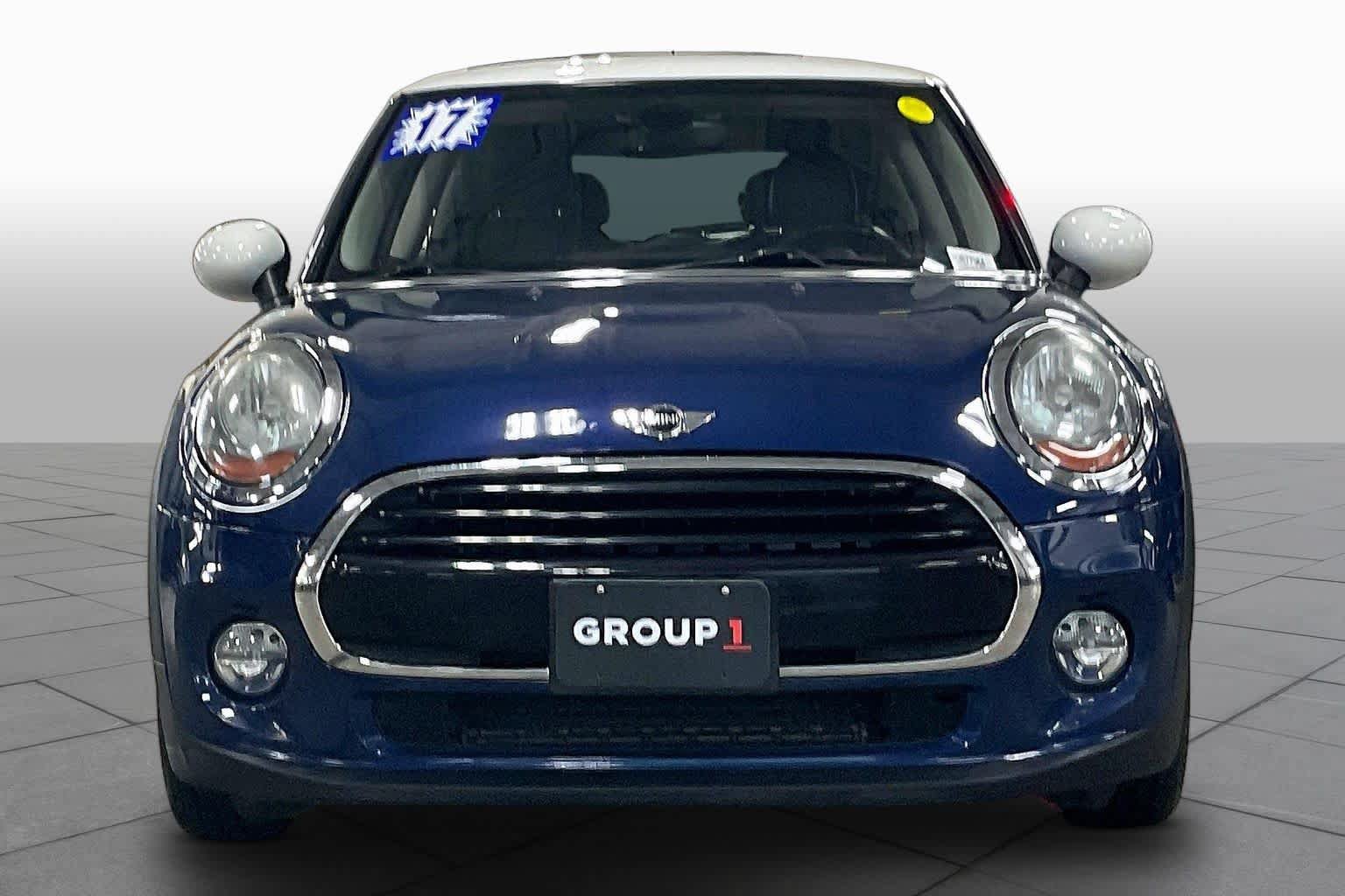 Used 2017 MINI Cooper 2-Door Hardtop FWD image 4