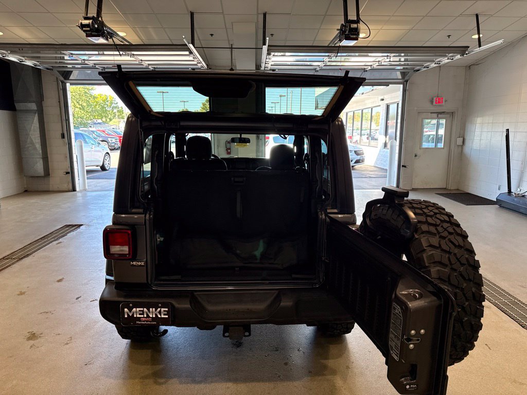 Used 2021 Jeep Wrangler Sport AWD/4WD image 15
