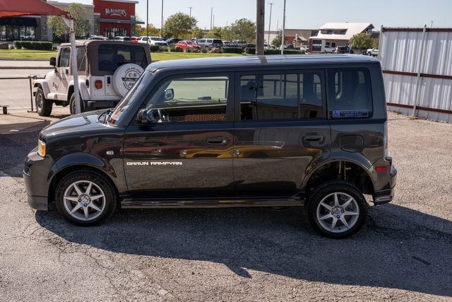 Used 2006 Scion xB image 3