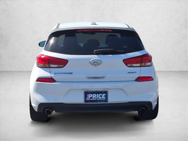 Used 2018 Hyundai Elantra GT Sport FWD image 7
