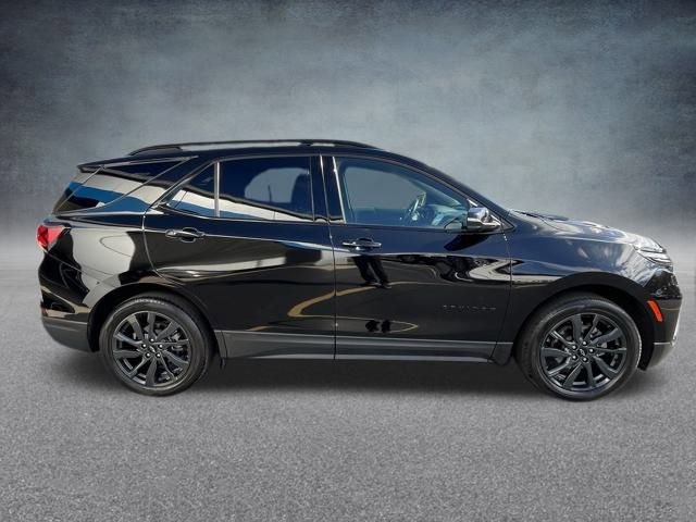 Used 2022 Chevrolet Equinox RS w/ RS Leather Package image 8