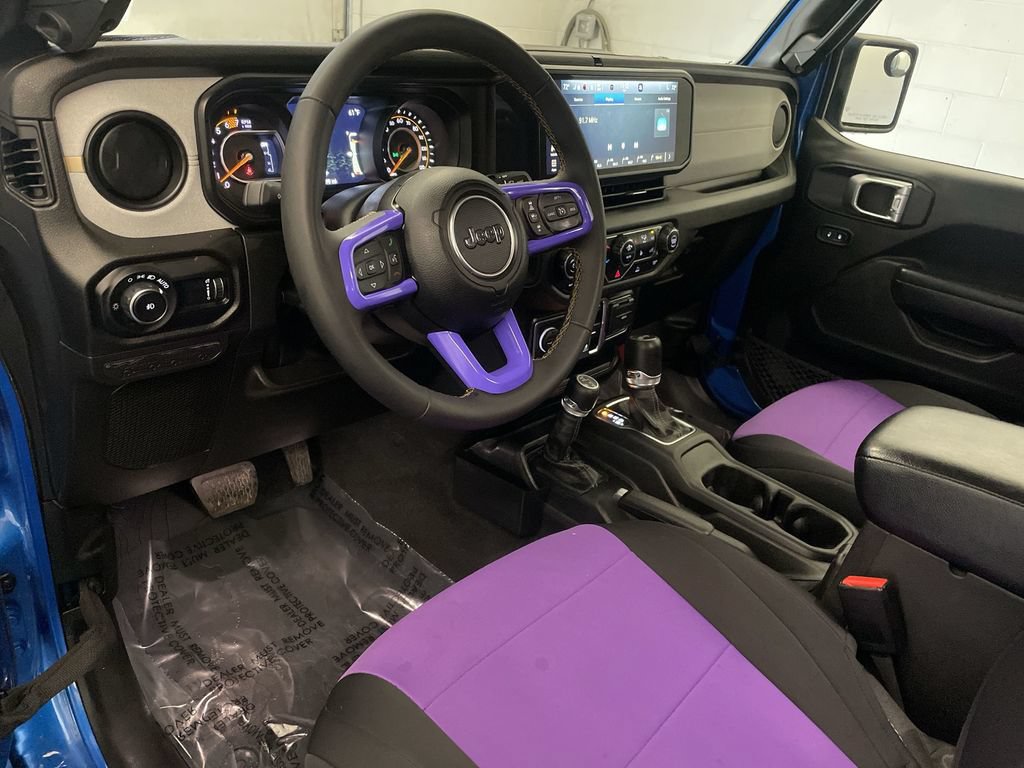 Used 2024 Jeep Wrangler Unlimited Sport AWD/4WD image 4