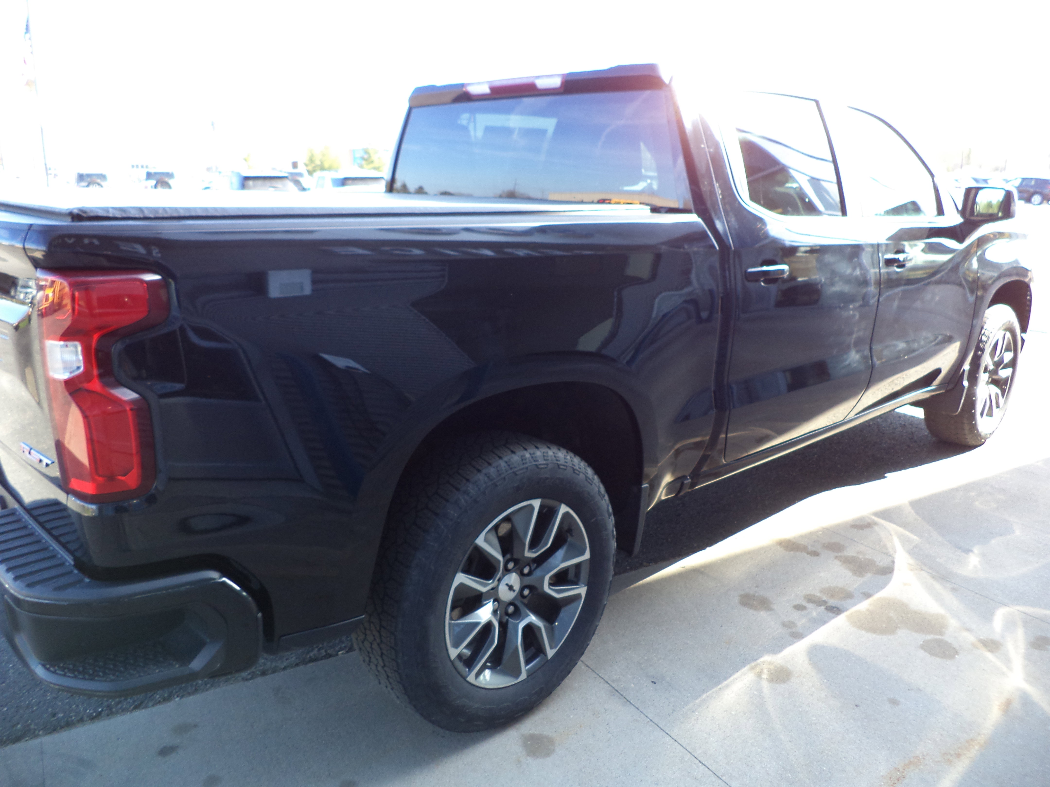 Used 2023 Chevrolet Silverado 1500 RST image 6