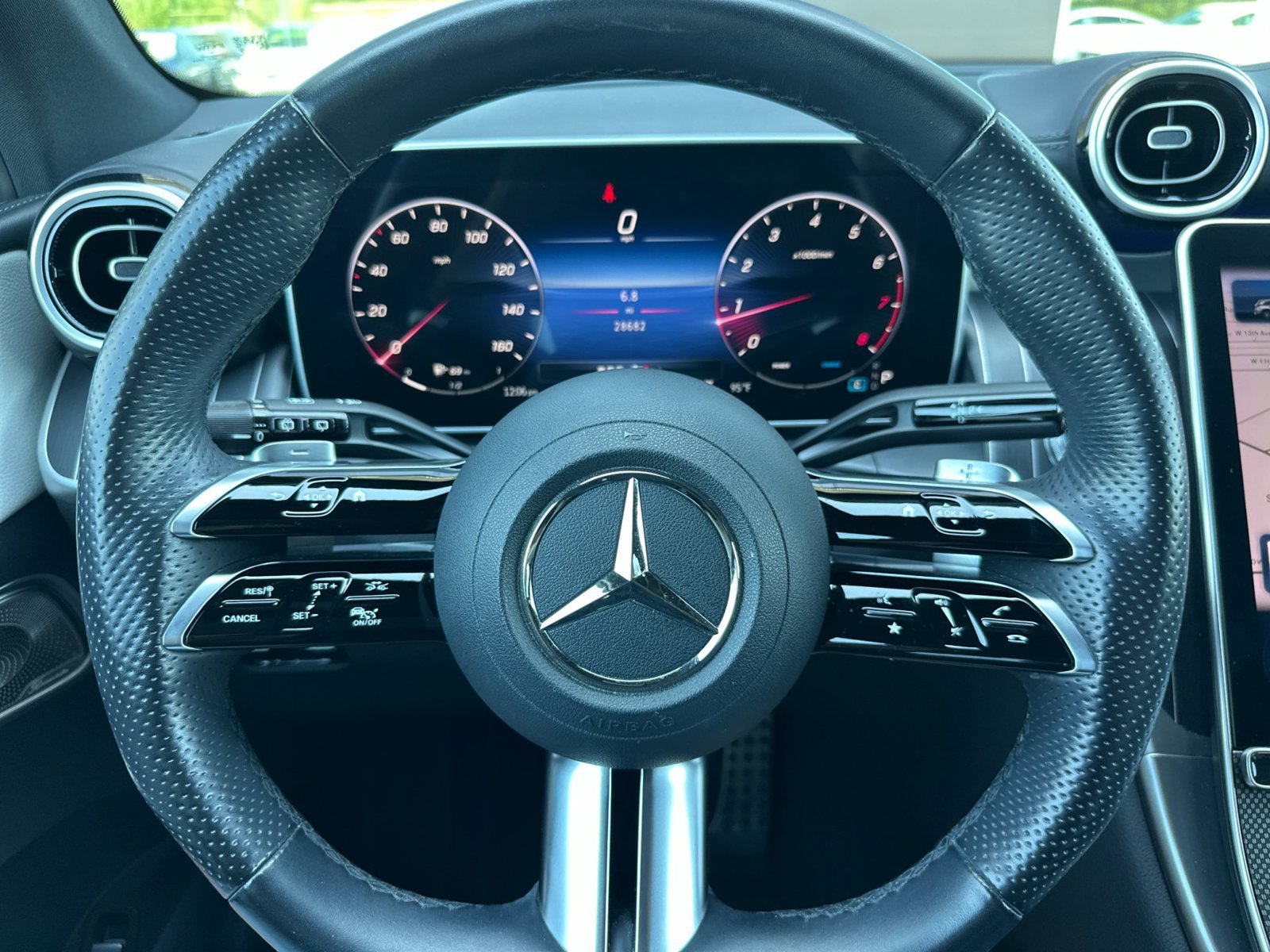 Certified 2023 Mercedes-Benz GLC 300 image 27