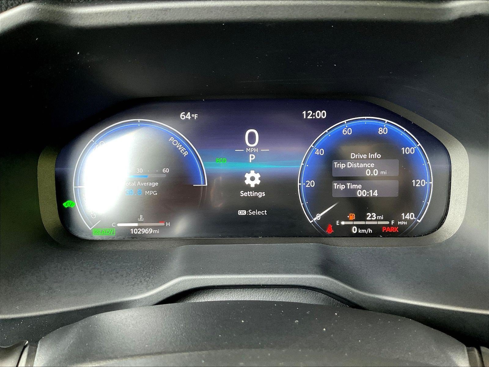 Used 2023 Toyota RAV4 XSE AWD/4WD image 13