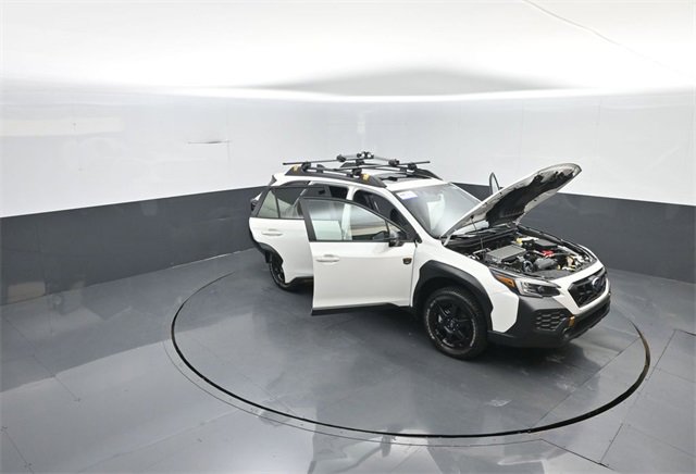 Used 2025 Subaru Outback Wilderness image 31