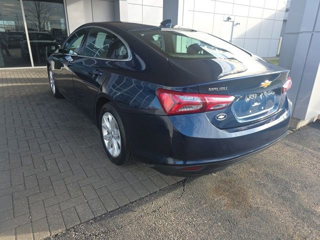 Used 2019 Chevrolet Malibu LT image 2