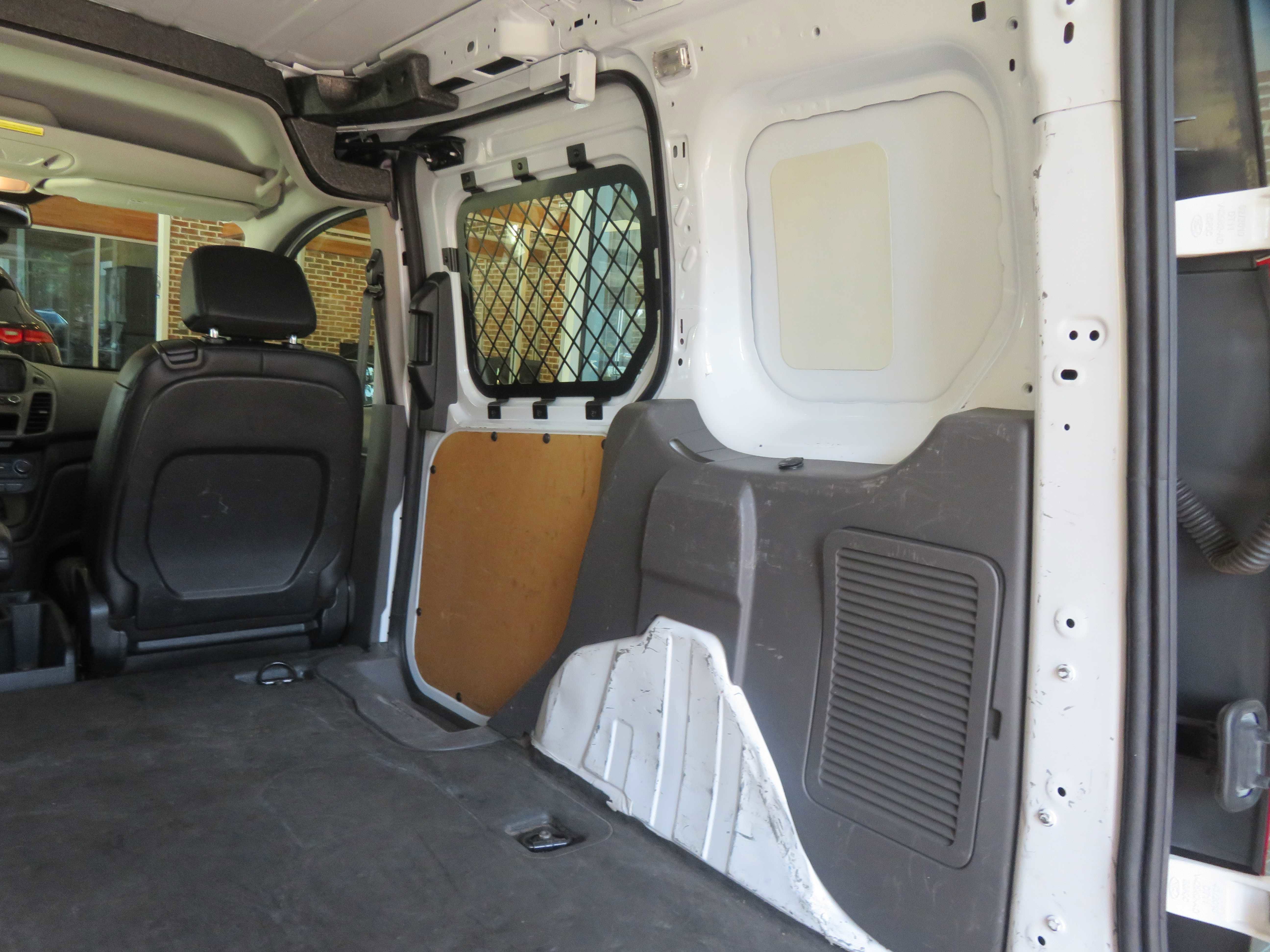 Used 2020 Ford Transit Connect XL image 22