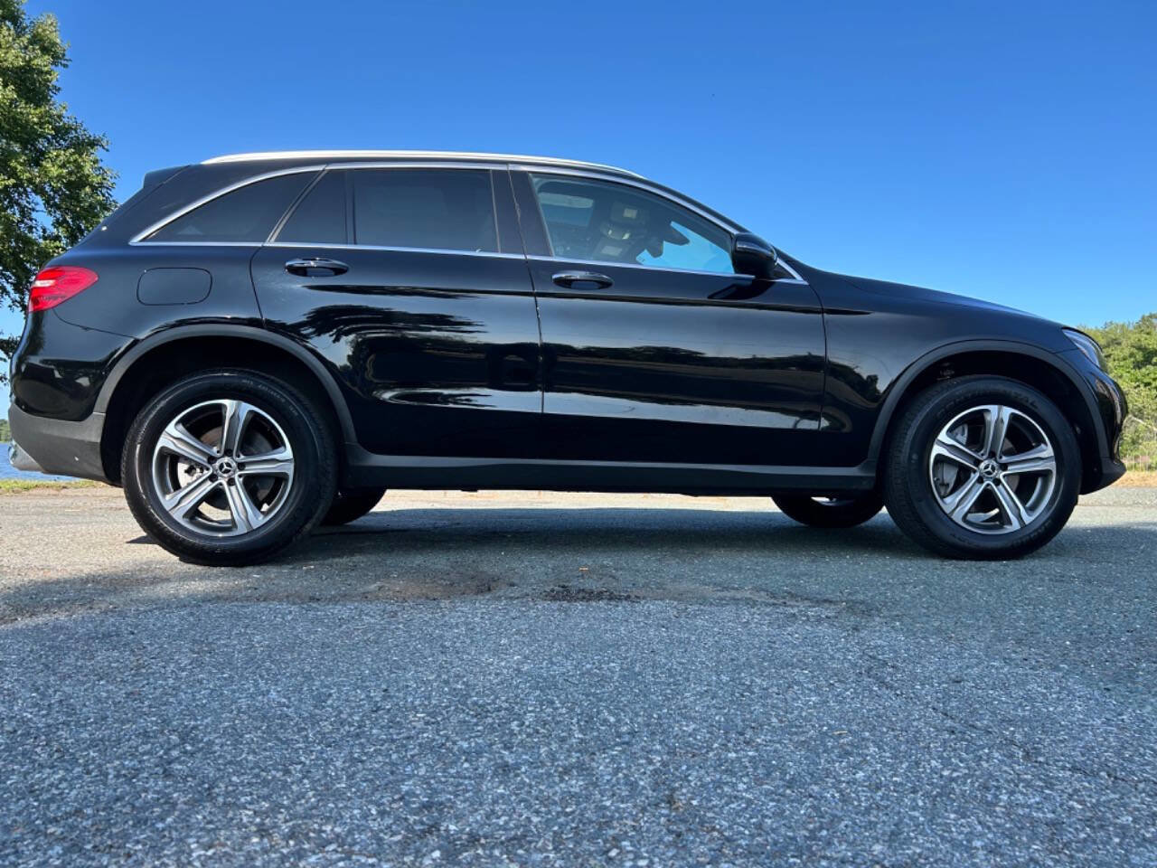 Used 2018 Mercedes-Benz GLC 300 4MATIC image 20