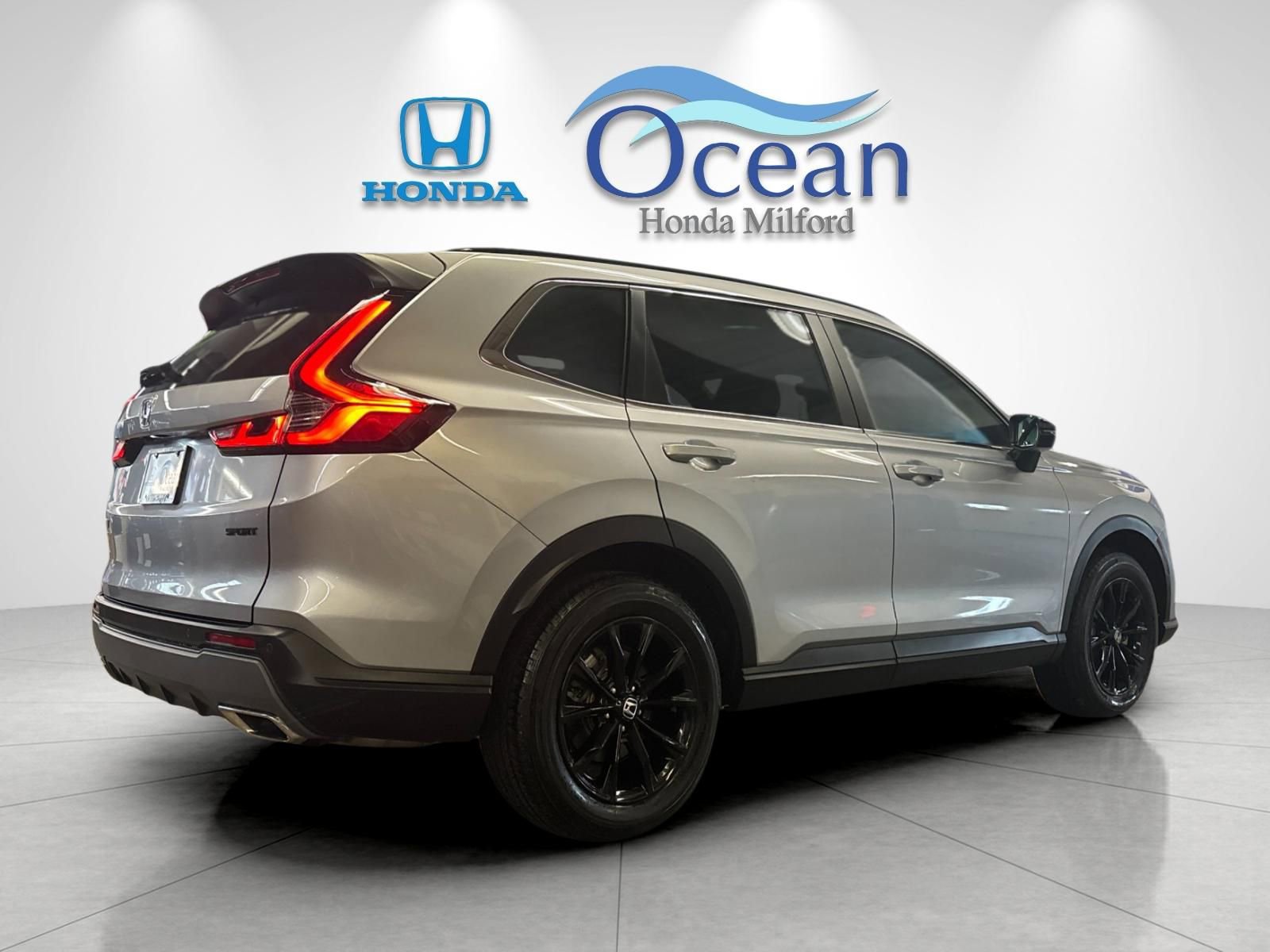Used 2024 Honda CR-V Sport-L image 3