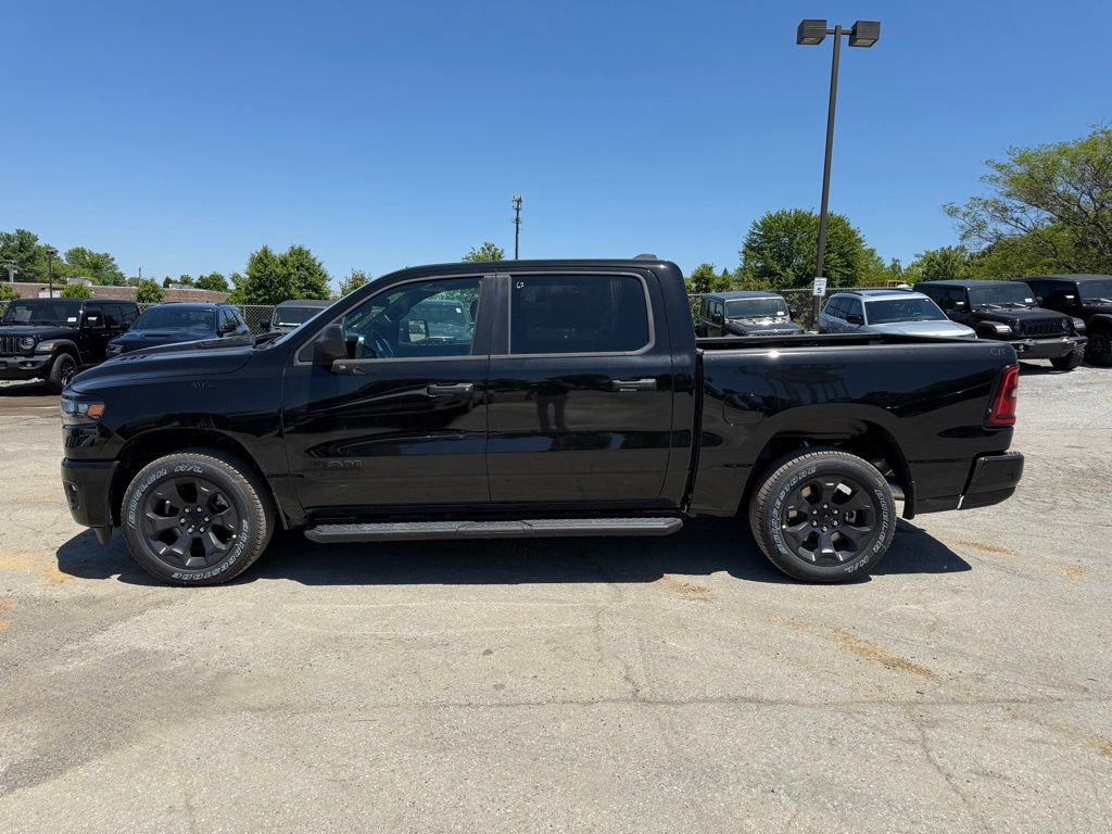 New 2026 RAM 1500 Express AWD/4WD image 10