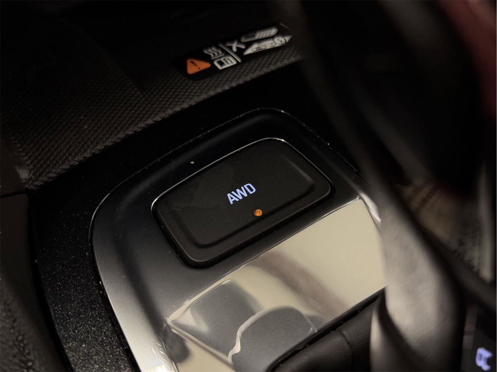 Certified 2024 Chevrolet Equinox Premier image 34