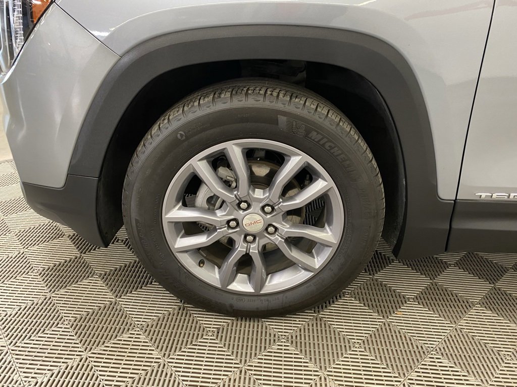 Used 2024 GMC Terrain SLT image 6