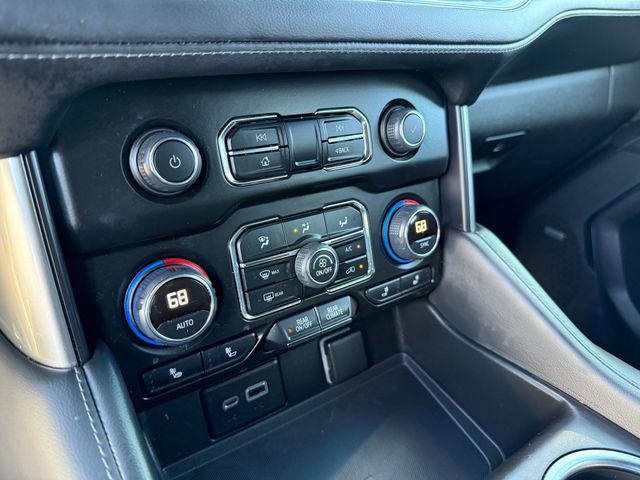 Used 2021 Chevrolet Suburban LT w/ Rear Media and Nav Package image 14