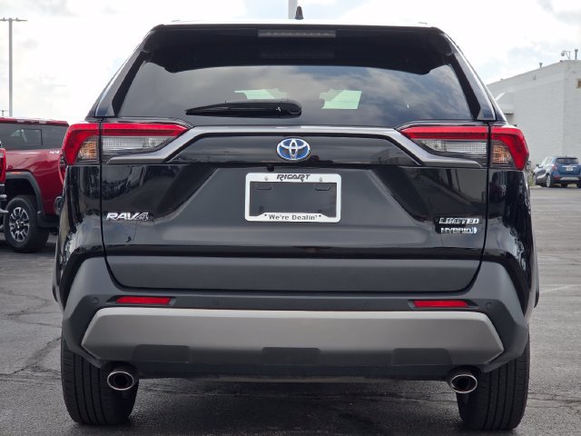 Used 2024 Toyota RAV4 Limited AWD/4WD image 17