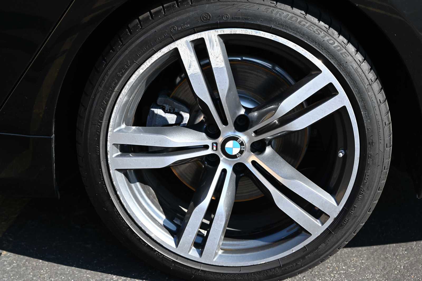 Used 2019 BMW 740i w/ M Sport Package image 10