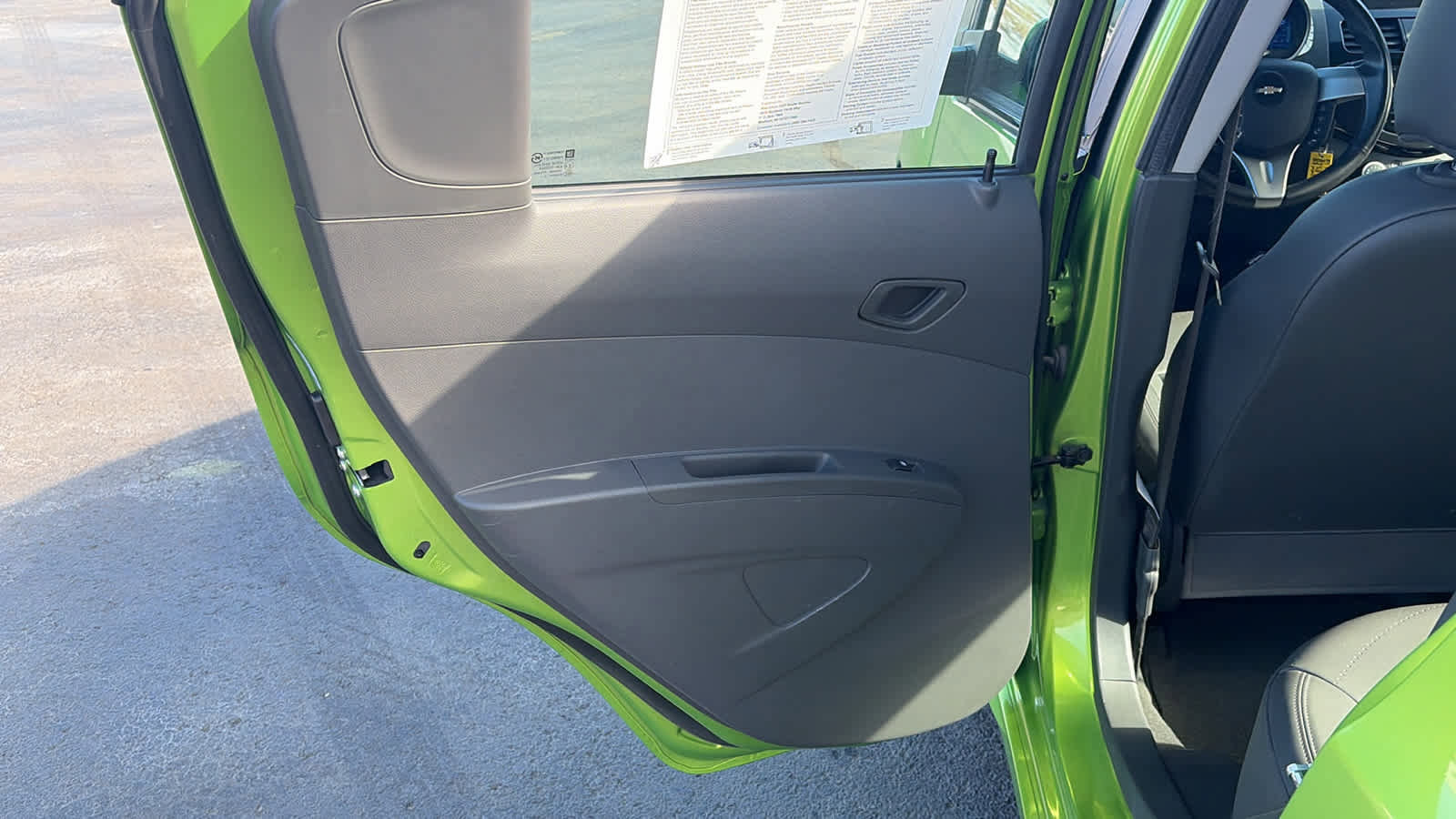 Used 2014 Chevrolet Spark LT image 21