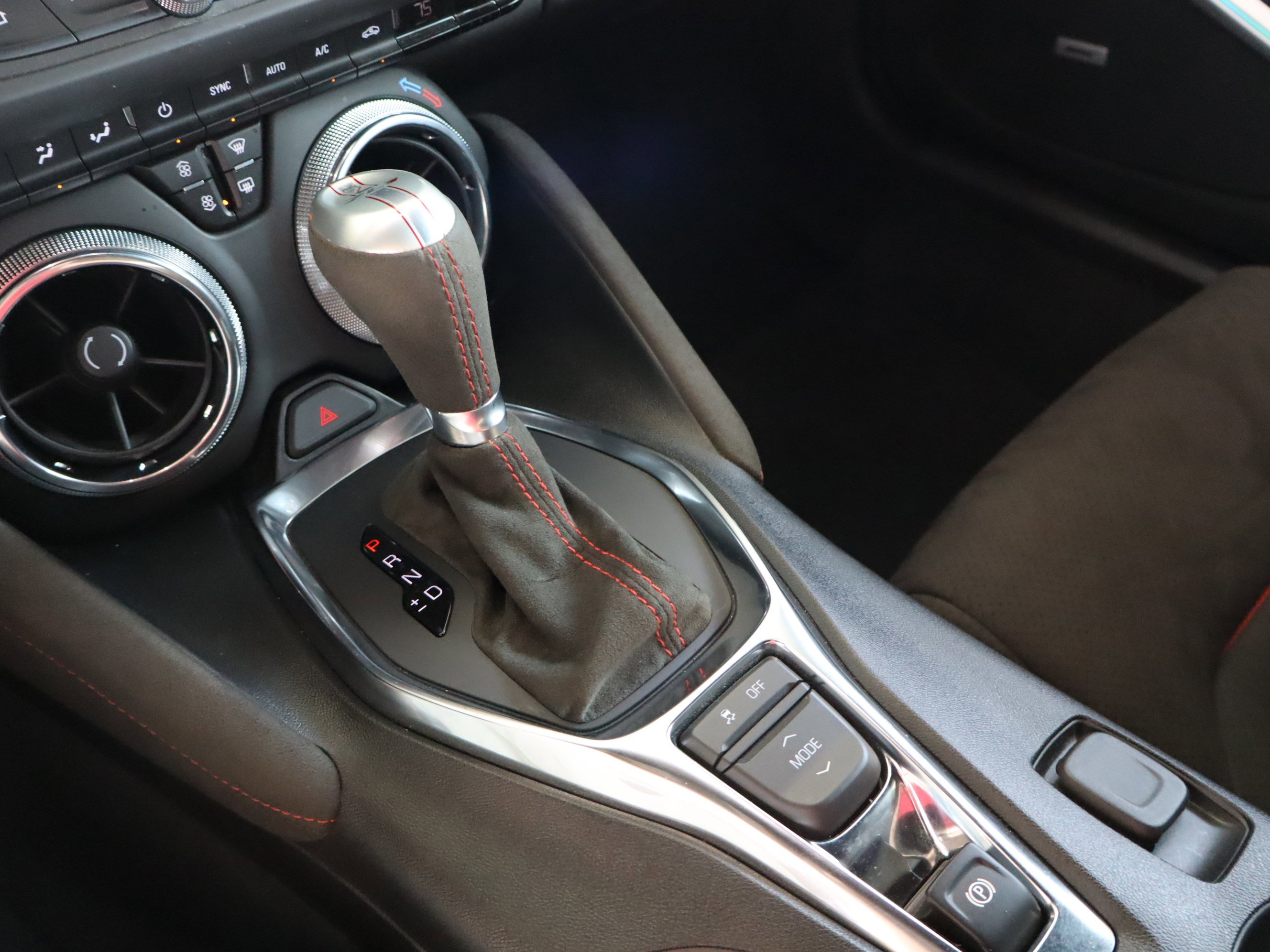 Used 2022 Chevrolet Camaro ZL1 RWD image 29