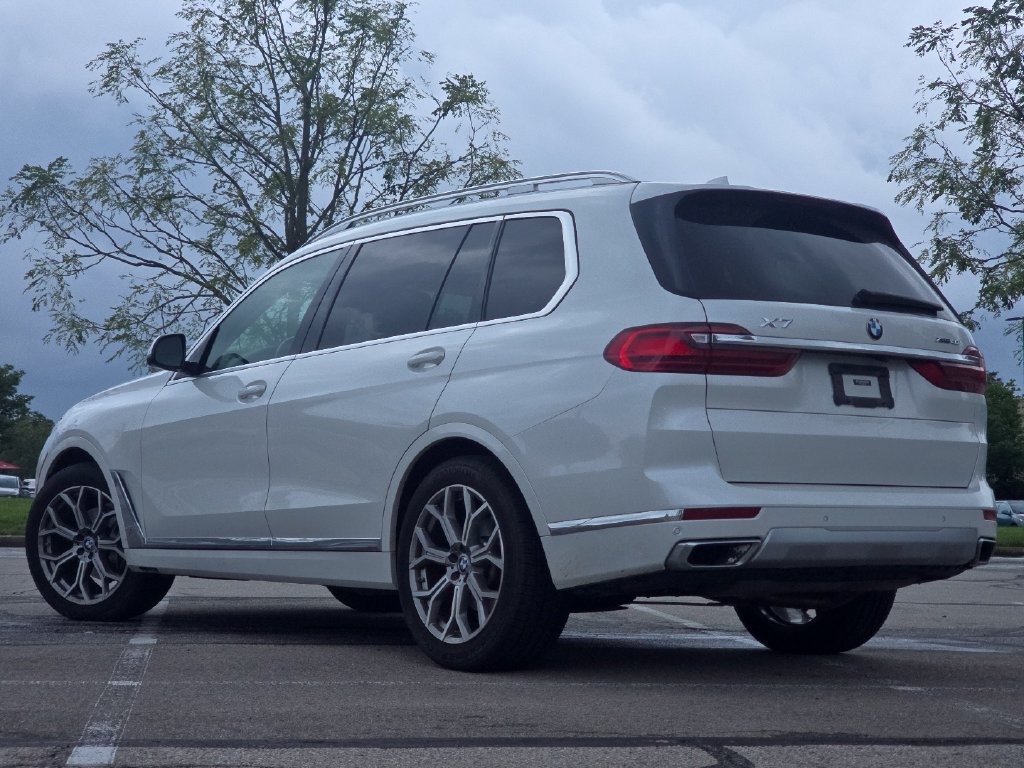 Used 2021 BMW X7 xDrive40i w/ Luxury Seating Package AWD/4WD image 15