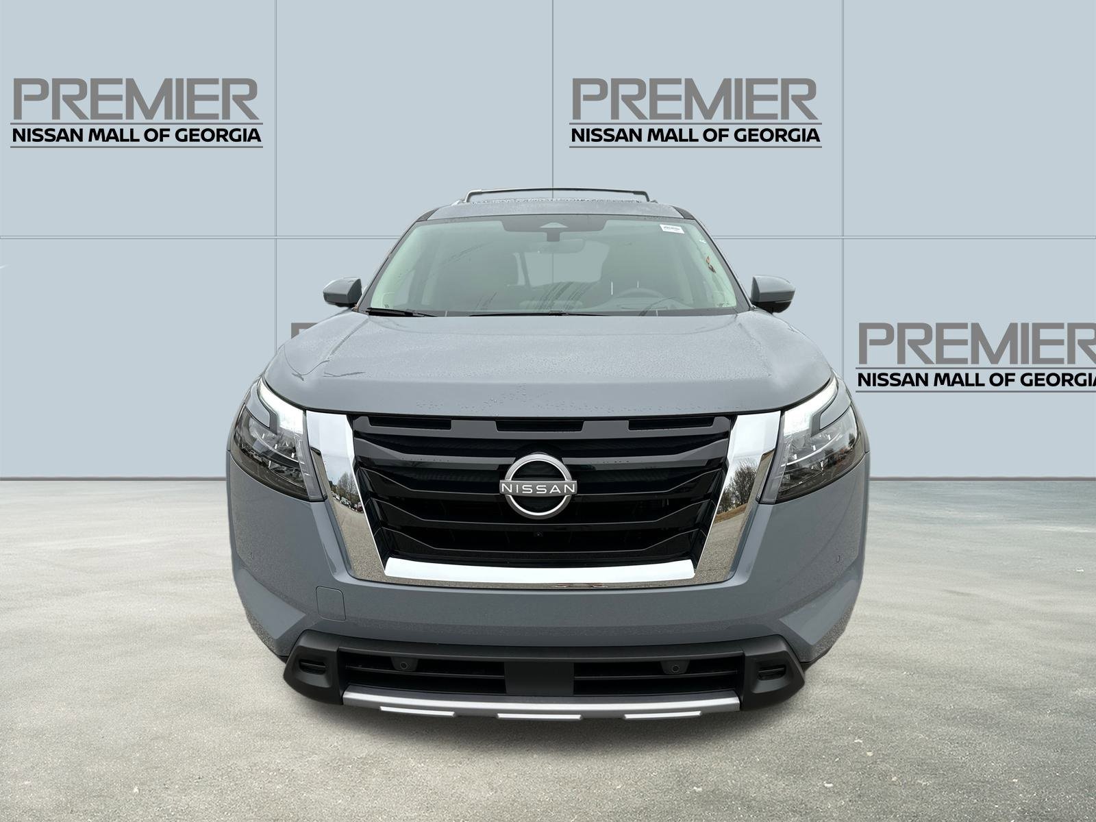 New 2025 Nissan Pathfinder Platinum w/ Lighting Package (N92) image 2