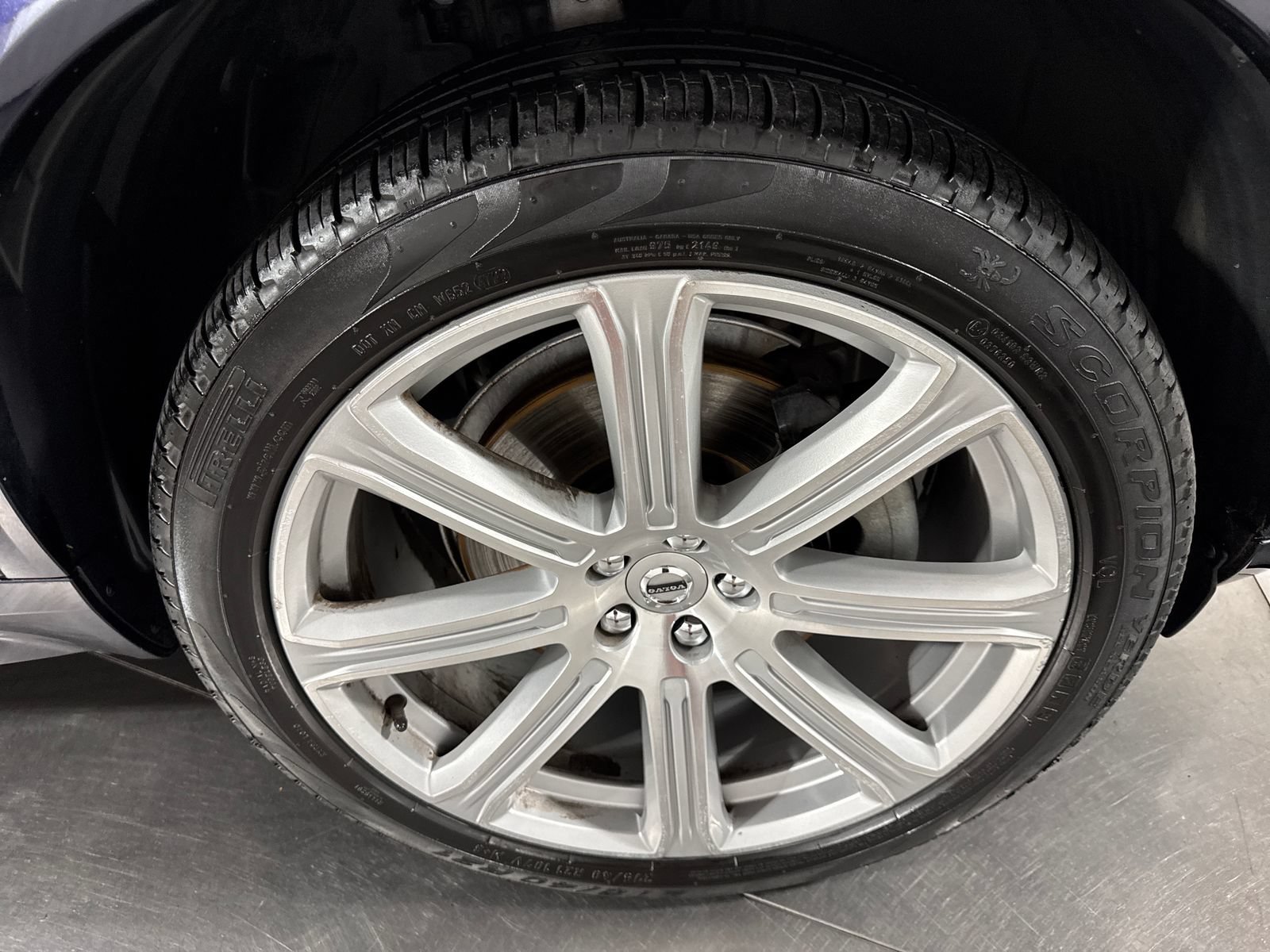 Used 2019 Volvo XC90 T6 Momentum w/ Advanced Package AWD/4WD image 14