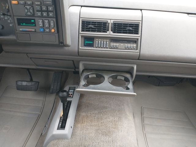 Used 1994 Chevrolet Silverado 1500 4x4 Extended Cab image 57