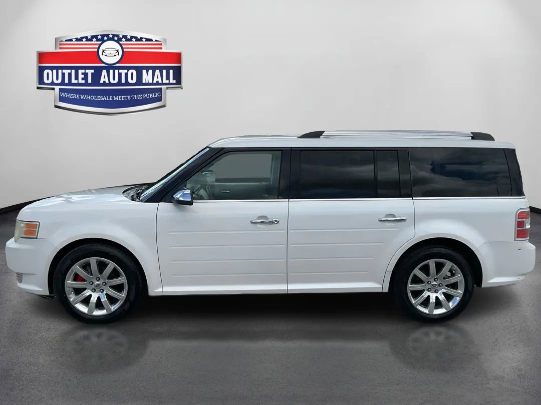 Used 2011 Ford Flex Limited FWD image 6