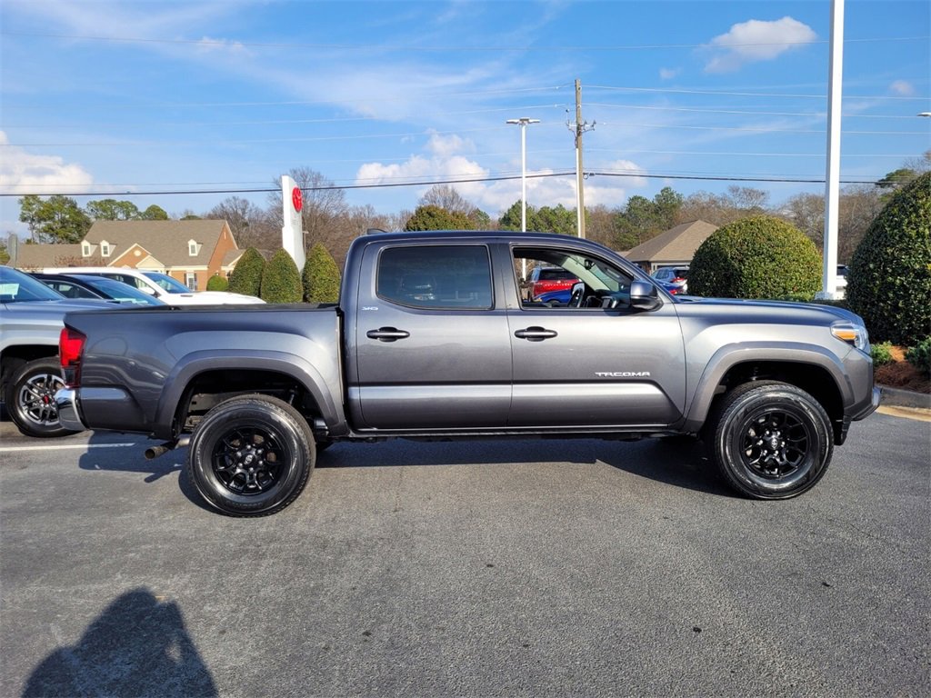 Certified 2022 Toyota Tacoma SR5 image 12
