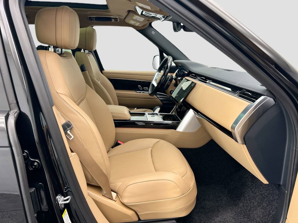 New 2026 Land Rover Range Rover SE image 20