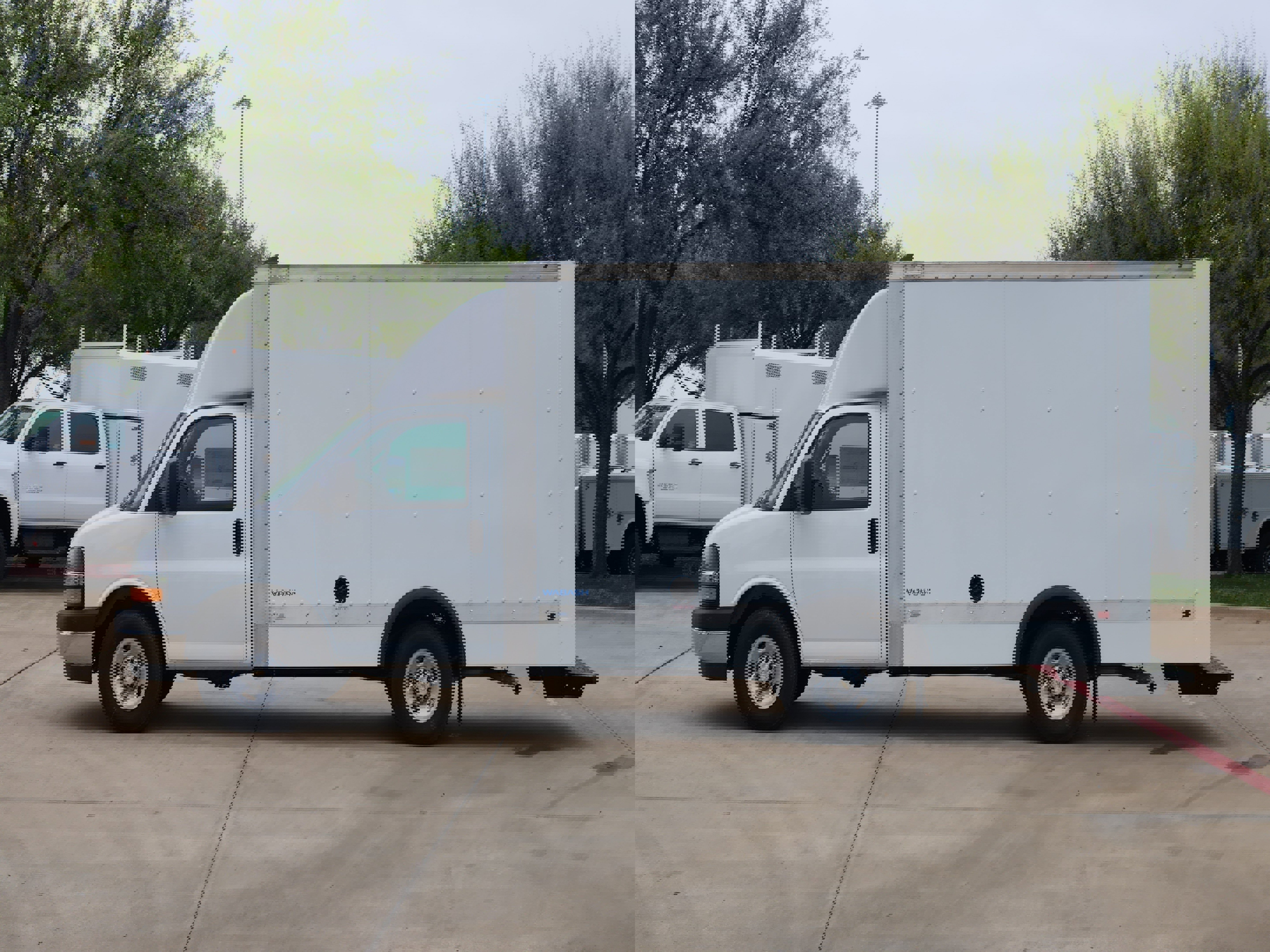 New 2025 Chevrolet Express 3500 w/ Power Convenience Package image 11