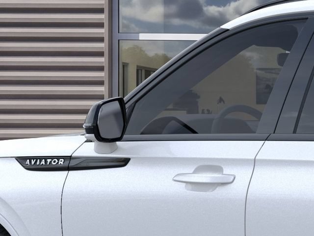 New 2026 Lincoln Aviator 2WD w/ Jet Appearance Package image 20