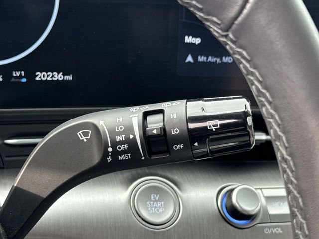 Used 2024 Hyundai Kona SEL image 27