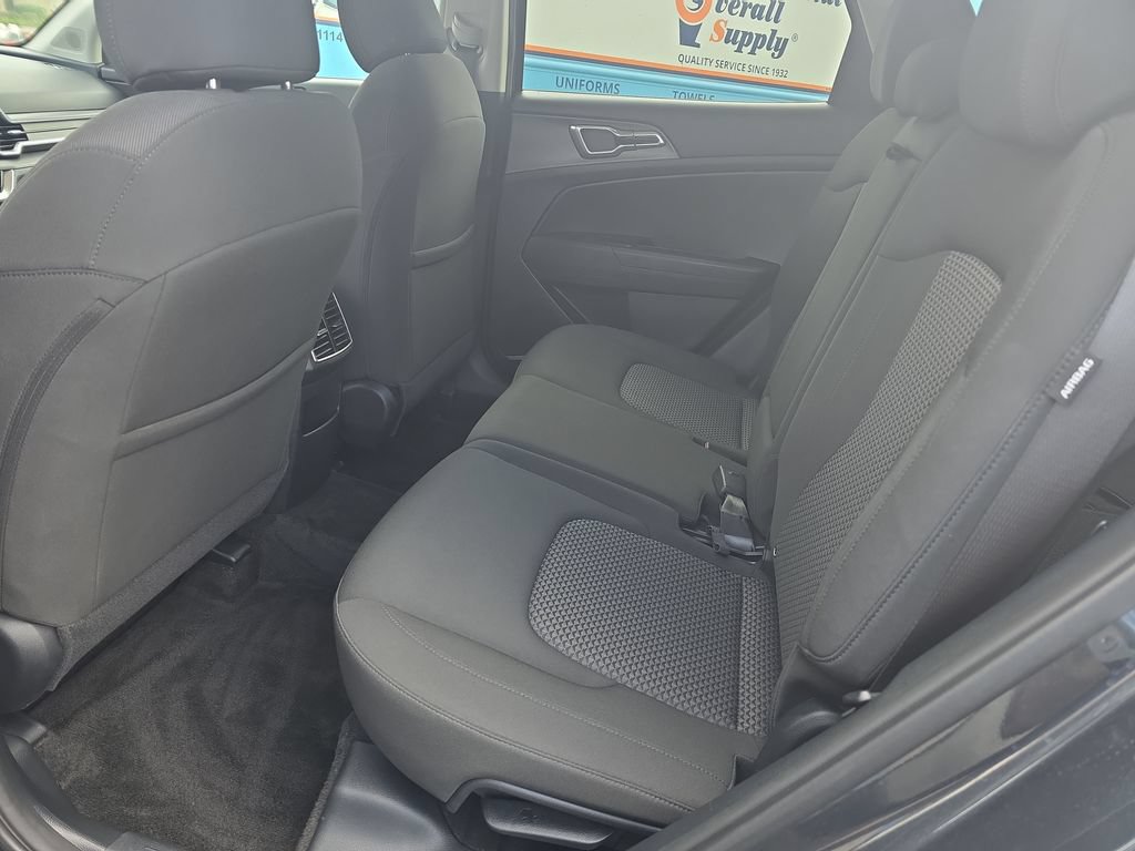 Used 2025 Kia Sportage LX FWD image 22