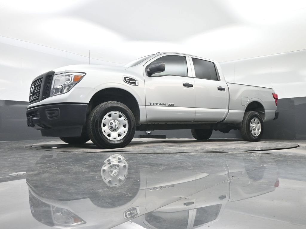 Used 2019 Nissan Titan S AWD/4WD image 17