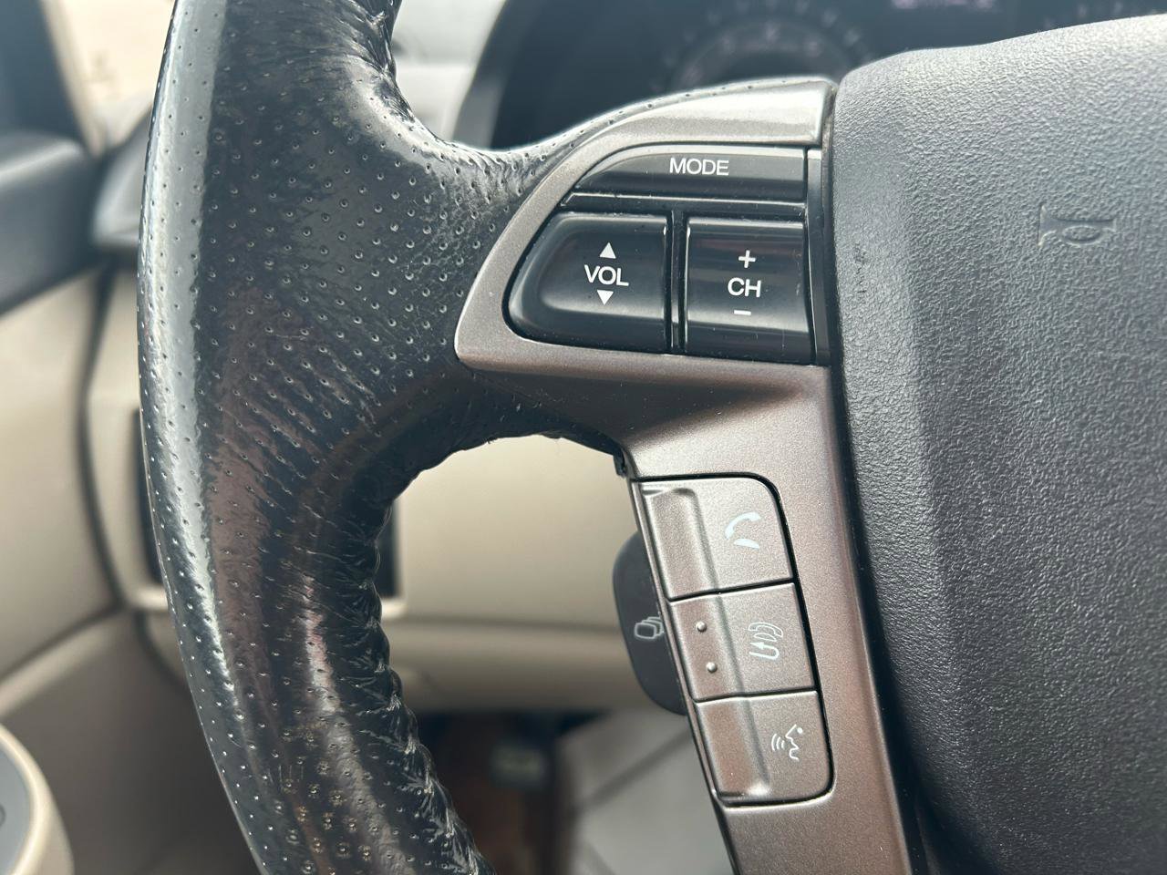 Used 2015 Honda Odyssey EX-L image 18