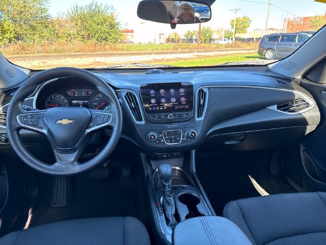 Used 2024 Chevrolet Malibu LT FWD image 12