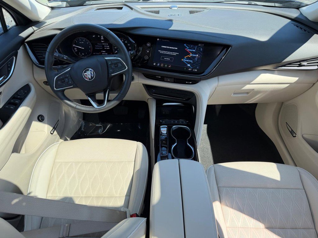 Used 2023 Buick Envision Avenir image 11