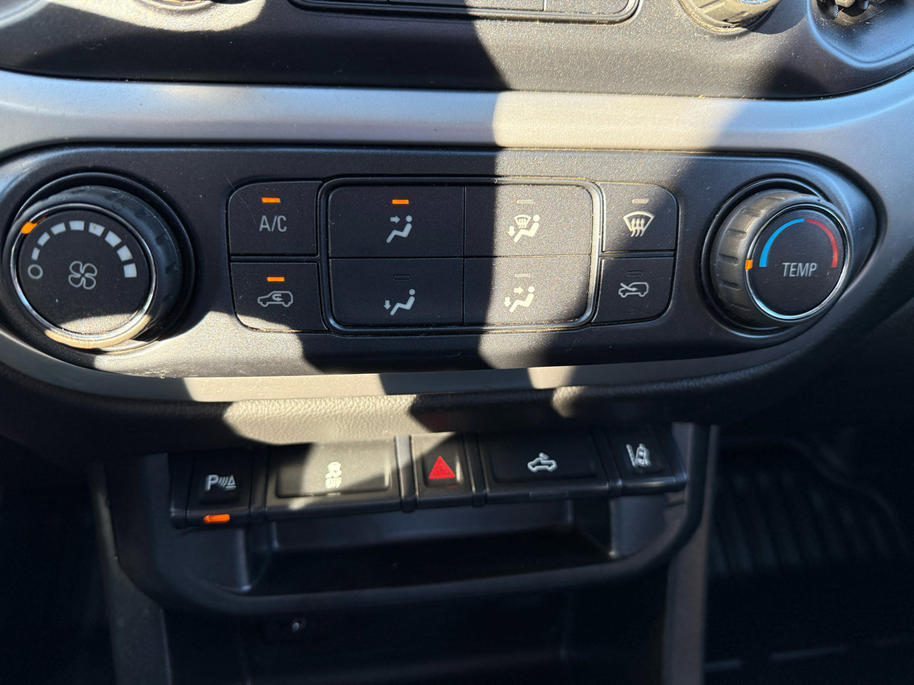 Used 2022 Chevrolet Colorado LT w/ Fleet Safety Package image 29