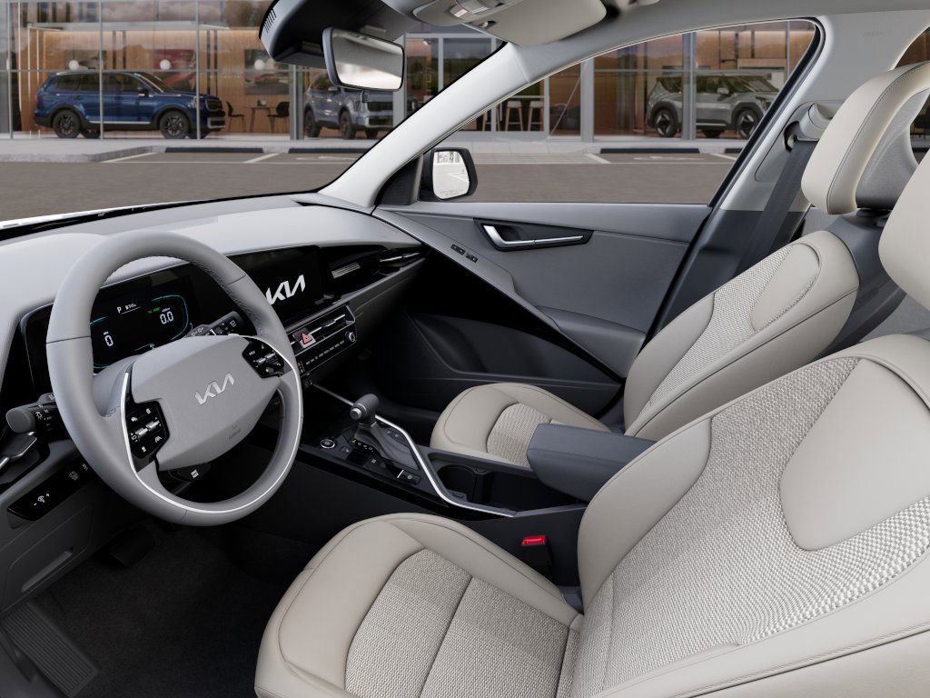 New 2025 Kia Niro EX image 17