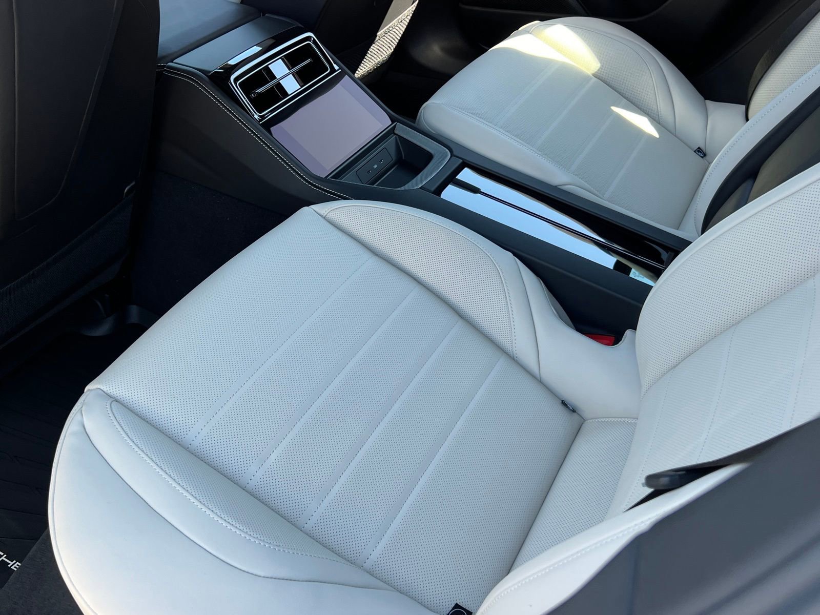 New 2026 Porsche Panamera 4 image 19