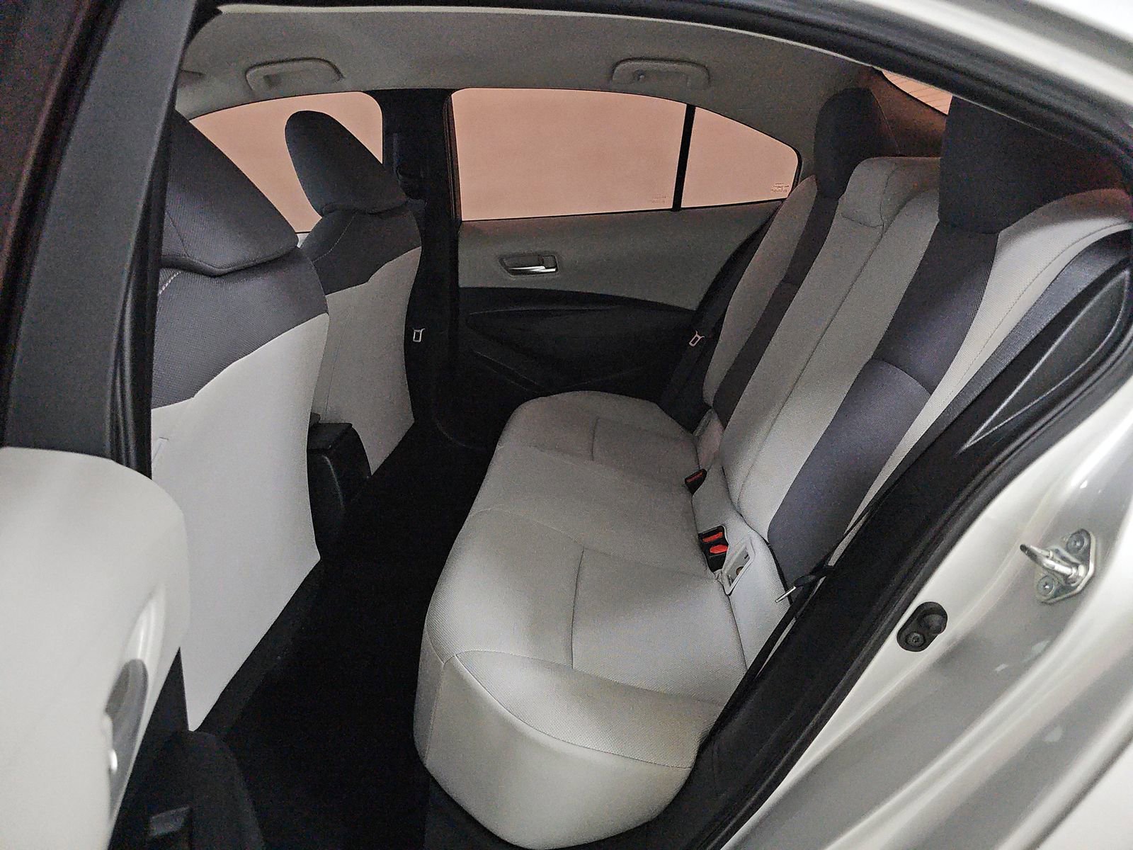 Used 2021 Toyota Corolla L FWD image 16