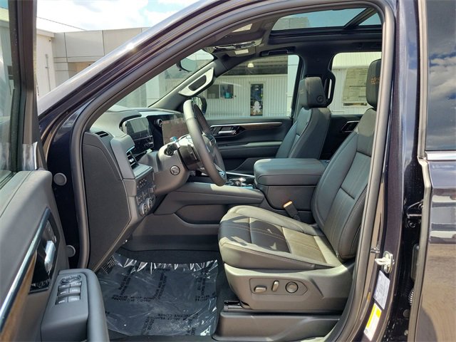 New 2026 Chevrolet Suburban High Country image 20