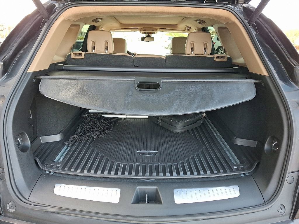 Used 2019 Cadillac XT5 Platinum AWD/4WD image 30